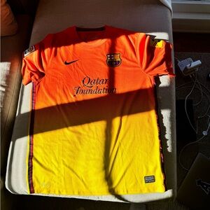 Barcelona Soccer Jersey Men’s Large like new